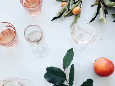 Vinley Market - Behind the Scenes art direction e commerce freelance photoshoot shopify wine