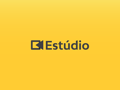 Estúdio Logo brand branding camera gradient identity logo play video yellow