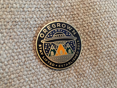 Oregrown pin mountains ufo weed