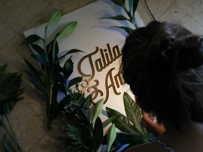 Invite 3d flowers green photoshoot wedding