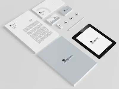 Papelería comercial de Amarcord audiovisual carpetas cartas documentos estudio mique identidad corporativa tarjetas de visita zaragoza