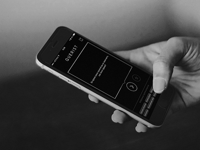 Querist app black communication ios phone speak ui ux
