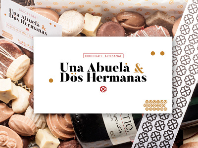 Una Abuela y dos hermanas branding. branding chocolate familiar logo