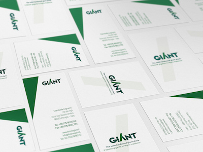 Brand Giant Close Up Card brand corporate