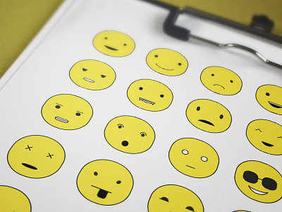 Classic emoticons chat emoji emot icon round scymbol smile sticker yellow