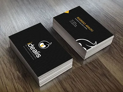 Idealis Card brand business card logo