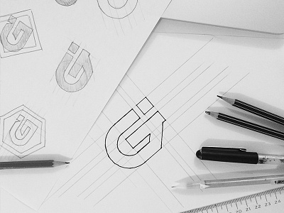 Gizmo logo Sketch g i ideas ink innovation logo monogram pen pencil simple sketch uk