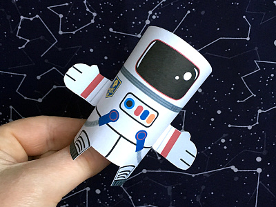 Day 18 astronaut creature monsters paper papercraft paperengineering papertoy the100dayproject toy