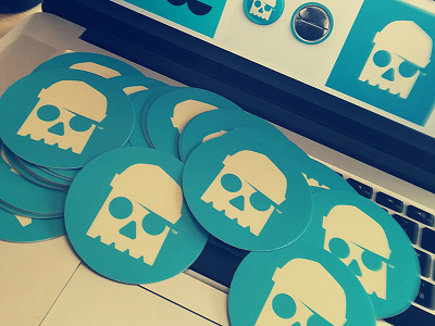 NEW SKULL STICKERS // avatar beltramo bltr logo skull sticker