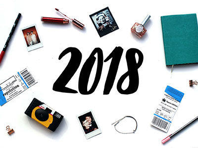 Blog post flatlay - review of 2018 blog cover blog header flatlay photo photography