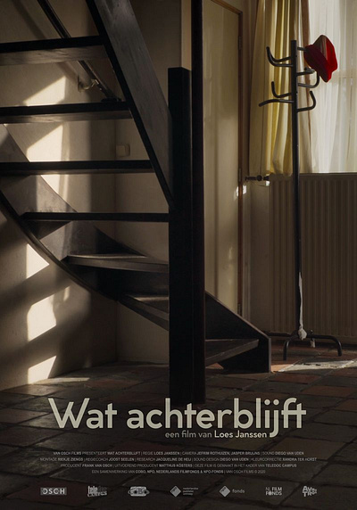 Poster voor de korte documentaire 'Wat Achterblijft' design documentary loes janssen npo parrendocs poster tamino parren teledoc campus van osch films wat achterblijft