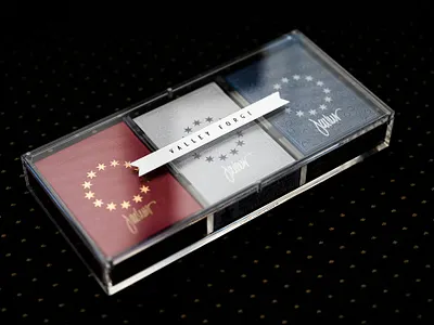 Valley Forge - Commemorative Playing Card Set foil gilding packaing