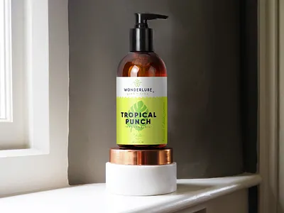 Wonderlube Kiss`n Lick cosmetic green label label design package packagedesign tropical