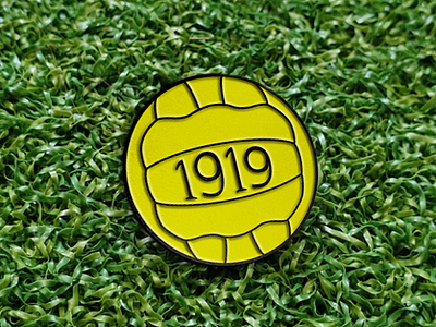 Brønshøj retro pin adobe adobe illustrator adobe photoshop badge design football illustrator photoshop pin soccer