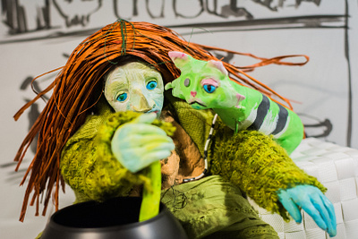 Baba Yaga and her pet animation character design sculpture stopmotion