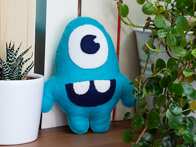 Cuddly Eddy blue art branding cuddle cuddly toy design illustration kids logo monster product toy