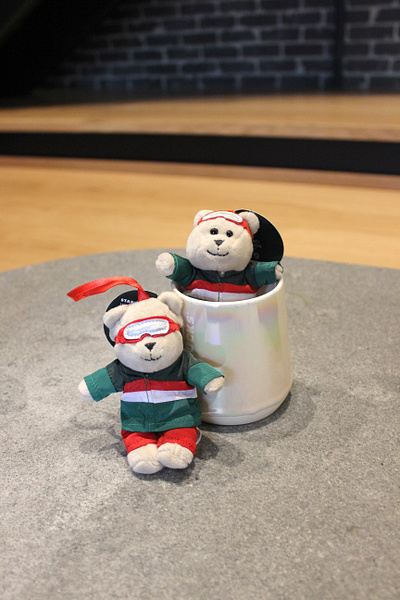 Bearistas barista bear holiday holiday ornament ornament photography photography branding starbucks