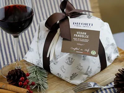 Vegan Pandolce Panettone christmas food italy packaging panettone