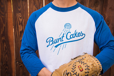 Bunt Cakes Logo hand lettering hand lettering logo handletter handlettering illustration illustrator logo sports sports branding sports logo typography