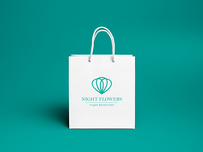 Logo "NIGHT FLOWERS" 2020 brandbook flowers logo logotype night photoshop typography дизайн лого логотип печать полиграфия флорист флористика