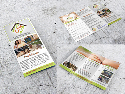 UOR Brochure branding crgraphix.com design flat logo typography