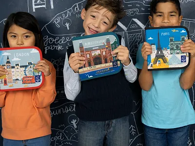 Jaq Jaq Bird Cities Of Wonder amsterdam childrens book childrens illustration illustration london paris