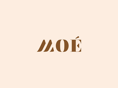 MOÉ design fashion leather logo shoes
