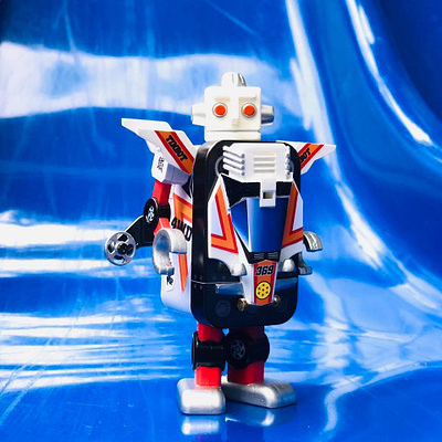 Did you remember this one during your young age? action figures branding culture design designer toys hong kong retro robot tinbot toy