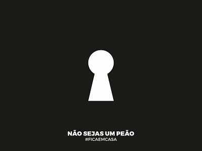 Nao sejas um Peao black and white covid 19 fica em casa pawn portuguese poster design stay at home