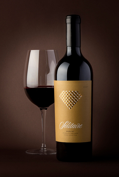 solitaire wine label by the labelmaker best wine label calligraphy jordan jelev strategic branding the labelmaker wine branding wine label wine label design wine packaging