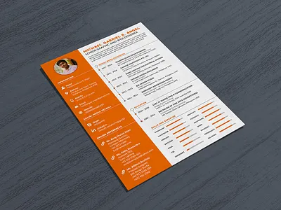 Free A4 Paper Flyer Mockup PSD creative design cv design graphic indesign photoshop resume