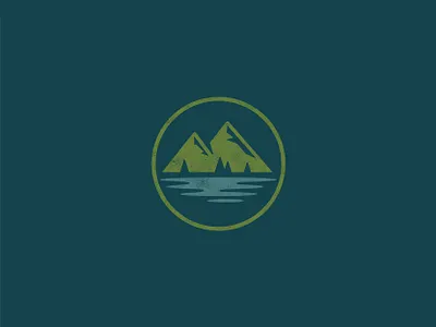 Mountains badge camping circle hiking icon mountains nature outdoors park rugged stamp trees