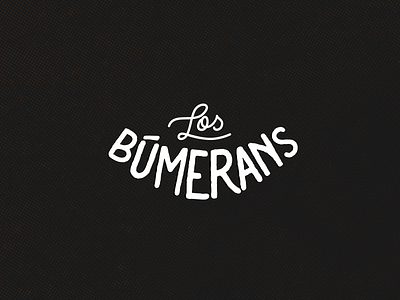 Los Búmerans Logo