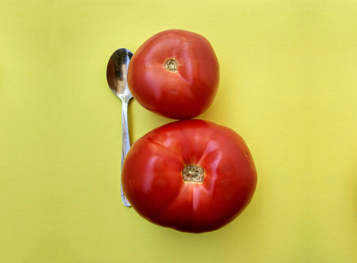 В | Homemade Letters Project cyrillic design homemade lettering letters spoon tomato typogaphy typographic v yellow в