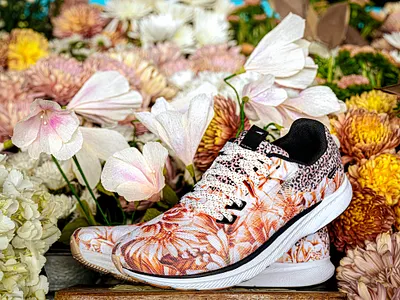 Altra Limited-Edition Shoe Illustration: Maggie Enterrios botanical design floral illustration packaging pattern surface design typography