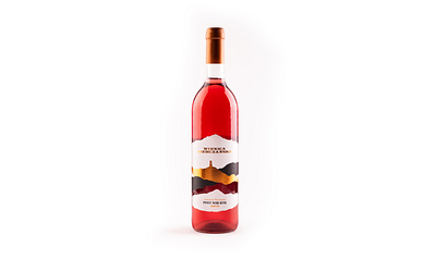 Winnica Niemczańska foxtrot foxtrot studio foxtrotstudio label label design labeldesign package design packaging packaging design poland wine bottle wine branding wine label wine label design