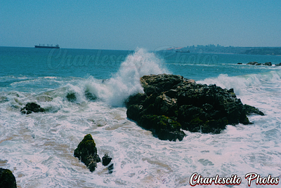 Ocean and Rocks agua argentina beautiful boats buildings charlescito charlescito games charlescito photos chile design fotografia illustration landscape olas paisaje photography rocas viña del mar