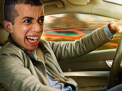 Speeds up! Speeds up! (full thumbnail on instagram, here cut the