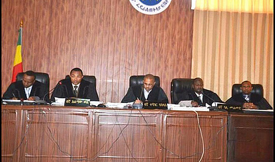 e17dd3 6855e9099b774761be529daca6d7b55d mv2