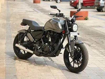 Royal Enfield Thunderbird 350x Modified Version automobile automobiles automotive bikes cars digital art