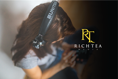 Rich Tea Media logo design media minimalist