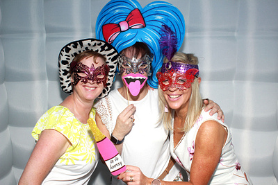 Make your wedding event memorable with Photo Booths in Sydney design photography photoshoot wedding