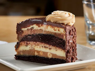 Cheescake Factory Dubai Retouch branding corporate branding design photo retouch