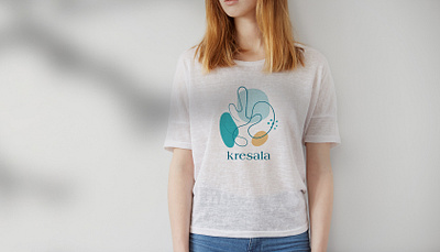 Kresala | Handmade Jewelry branding design graphic design handmade handmade jewelery illustration jewellery jewelry jewelry branding jewels joyería logo logodesign merchandising minimal minimalism natural photography simple tshirt