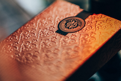 NOC: The Luxury Collection / Bronze cards decign luxury packaging playing cards