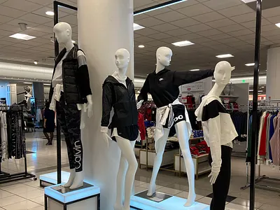 Black and White Women’s Activewear