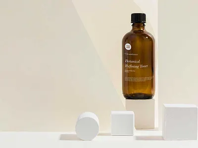 Amber Skin Care Bottle Mockup Free PSD amber bottle mockup freebies mockup