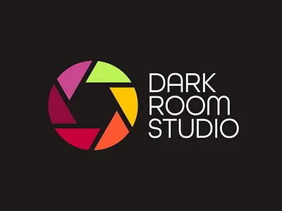 Photographer Logo dailylogo dailylogochallenge dark room studio day 25 logo photographer photograpy vector