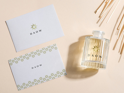DAOW luxury logo minimal oil sleek