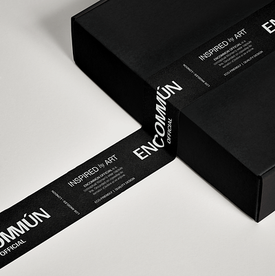 Encommun | Packaging Design clothing fashion feminine lynx minimal packaging woman